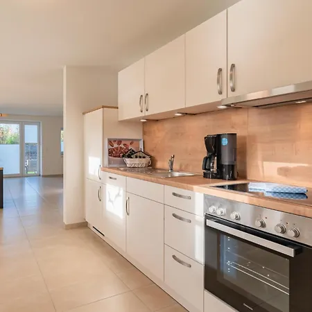 1 Bedroom In *